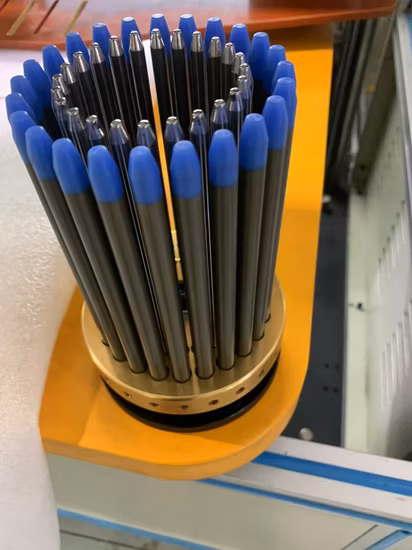 高品質サイドファイル、引き出し4段、ホワイト